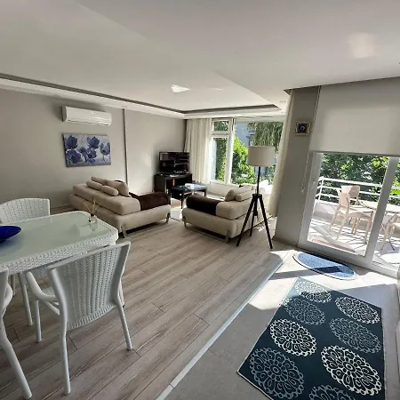 Apartment Baia *